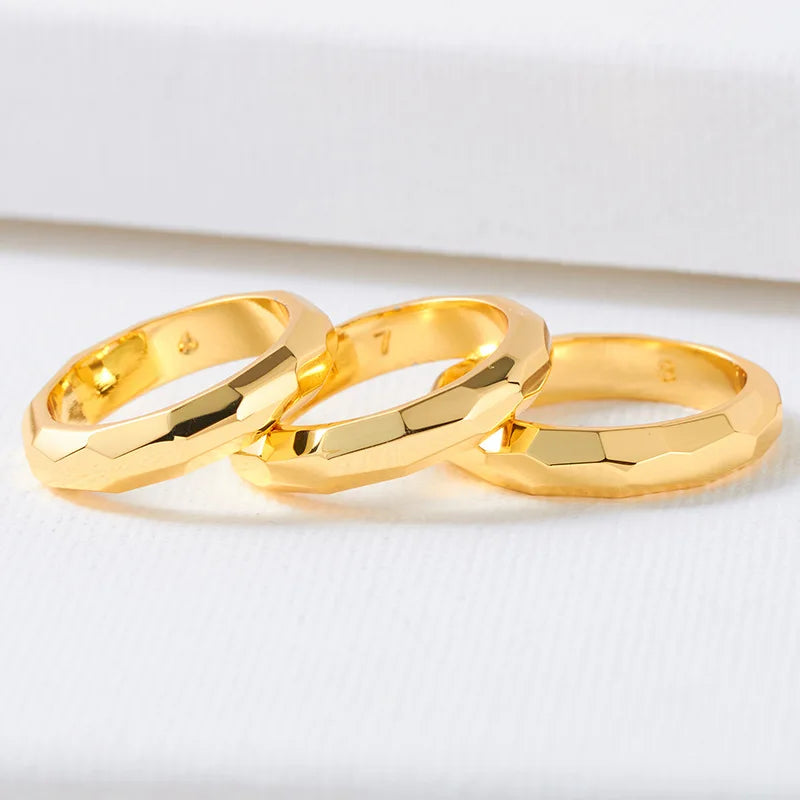 Simple Fashion Gold Plated Brass Ring for Women Cut Diamond