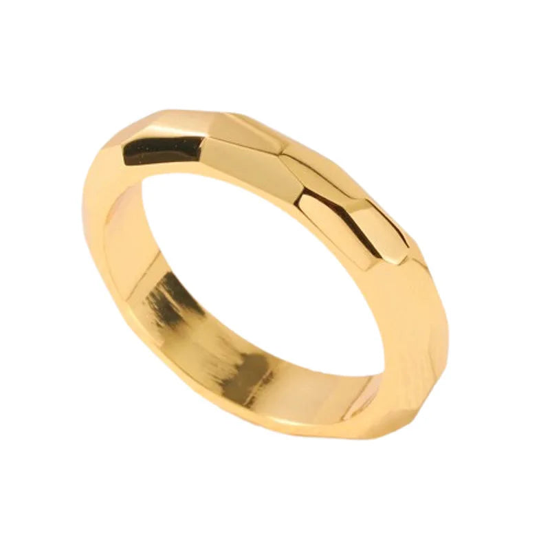 Simple Fashion Gold Plated Brass Ring for Women Cut Diamond