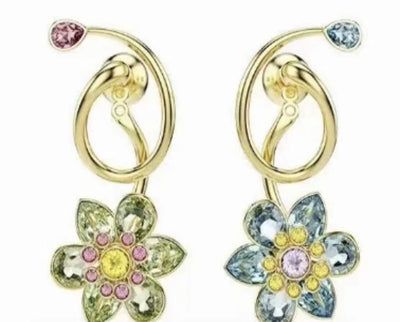 Fashion  Forward 18K Gold  Plated Pieces With Captivating Crystal