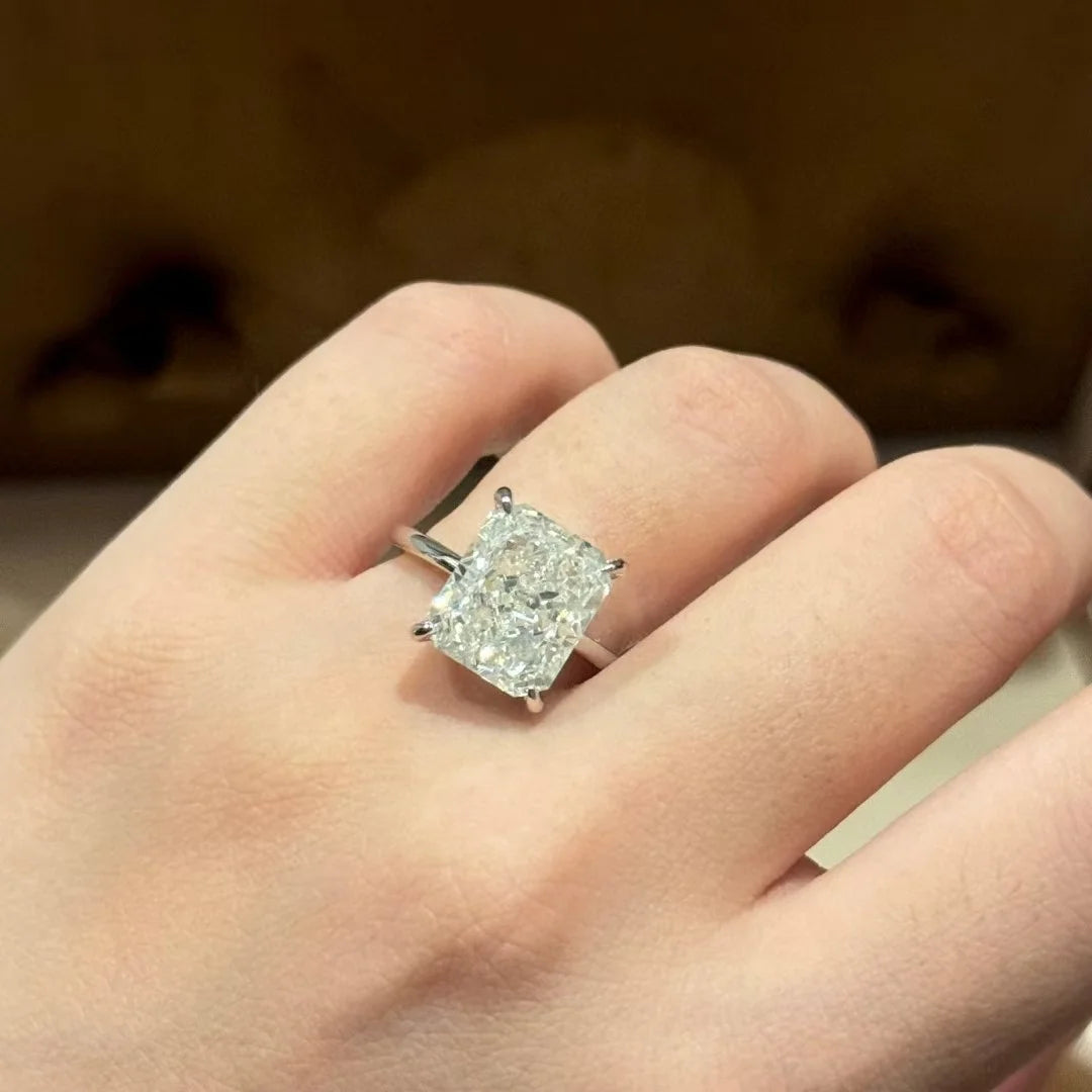 Fashion  Forward 18K Gold  Plated Pieces With Captivating Crystal