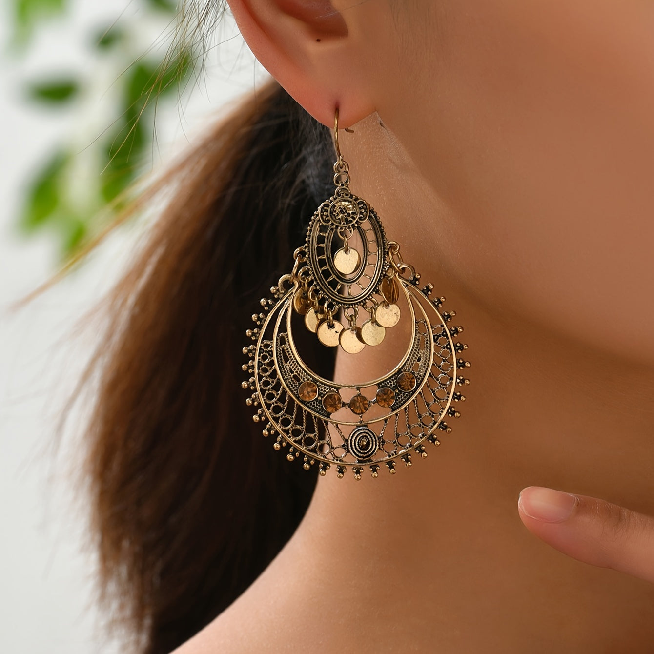 Exquisite Hollow Retro Bohemian Dangle Earrings